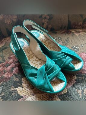 FLY LONDON Yakin Teal Slingback Wedges w Velcro and Wrap Toe | 38 / 7.5-8